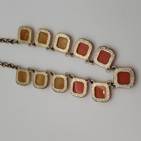 Statement Necklace in Coral/Autumn Brown OS Goldtone Hardware - Picture 7 of 9